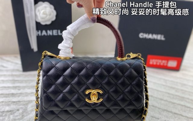 通勤目線で見るCHANELのハンドバッグの印象