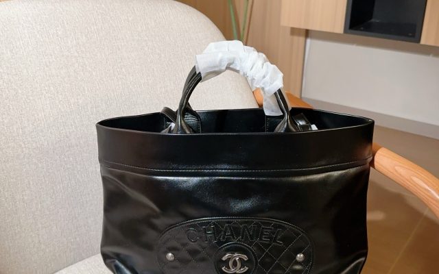 バッグ選びで迷ったら：バッグの価格と使い道