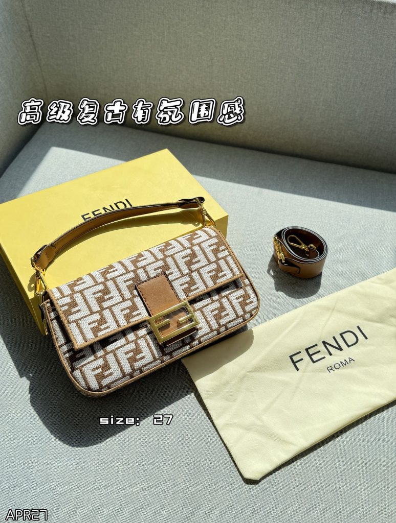 CM フェンディ バッグ リトライ ブラウン｜仕事帰りに使いやすさを写真で整理