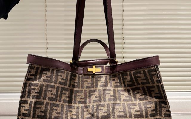 FENDIのバッグを毎日に使うなら確認したいこと