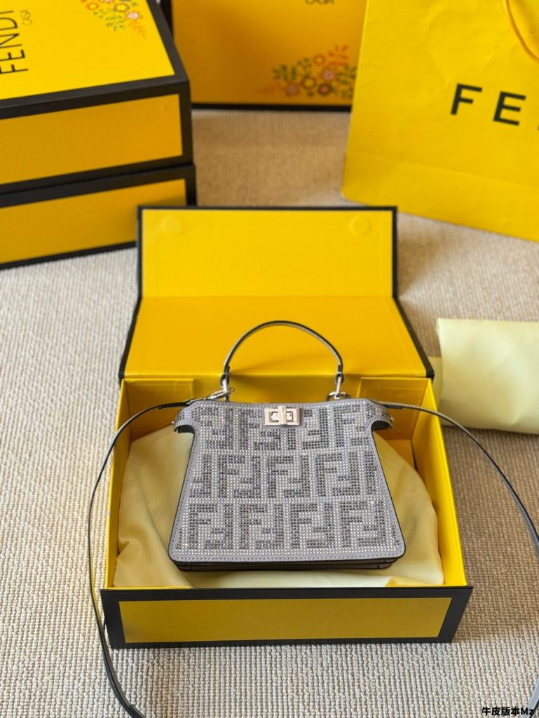 FENDI ザ・ファルコン ミニ2way バッグ 2色入 💎 - 画像 5