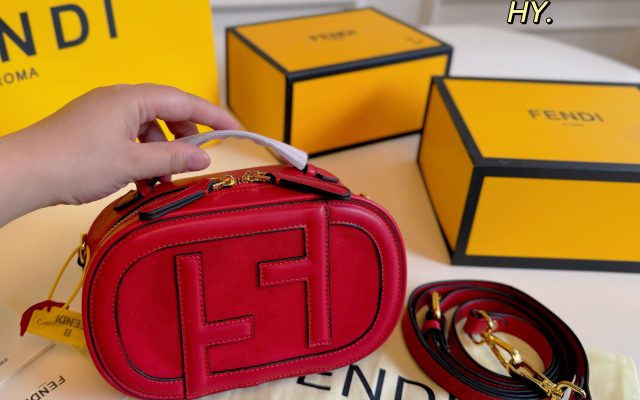 FENDIの財布・小物を毎日に使うなら確認したいこと
