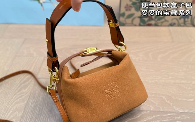 ブランドアイテムのバッグは価格・収納・合わせ方でどう見るか