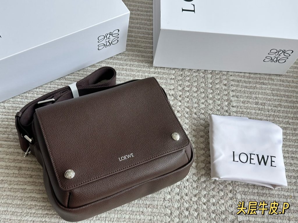 ロエベ メンズ ミニショルダーバッグ 3色入 - 画像 3