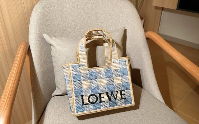 ブランドアイテムのバッグは価格・収納・合わせ方でどう見るか