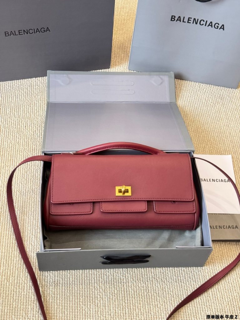 バレンシアガ レディース ポーチ 3色入 💼 - 画像 3