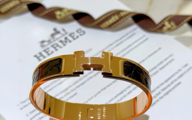 写真系その他を服に合わせるなら見るべき3点