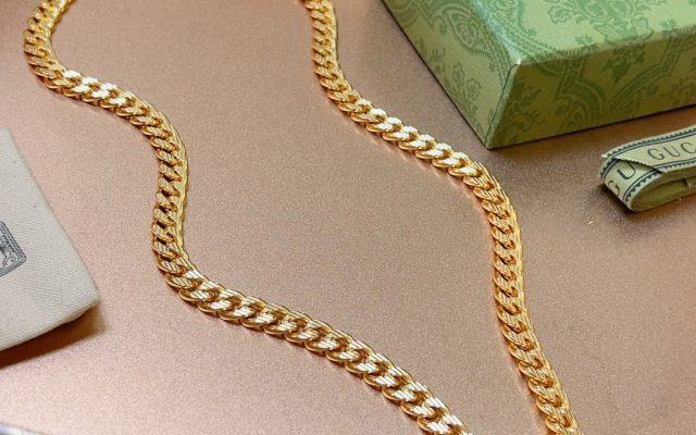 Gucciのその他を予算内で探す前に見る写真のポイント