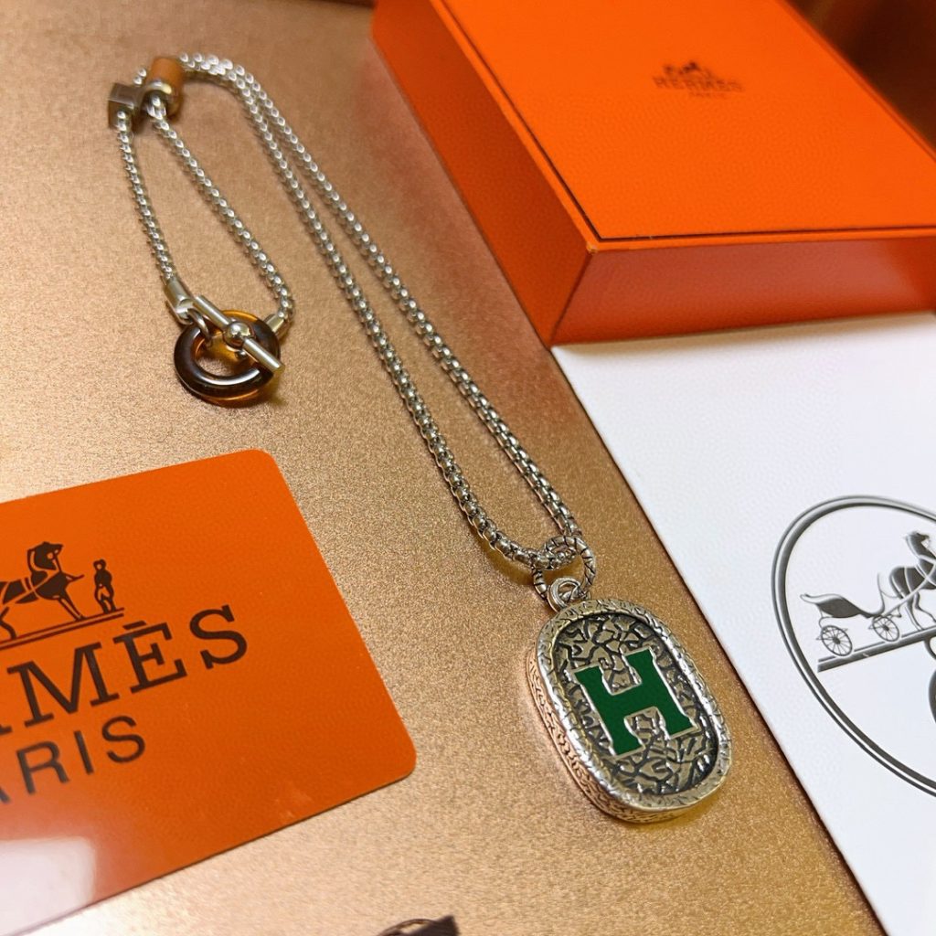 HERMESのその他を毎日に使うなら確認したいこと