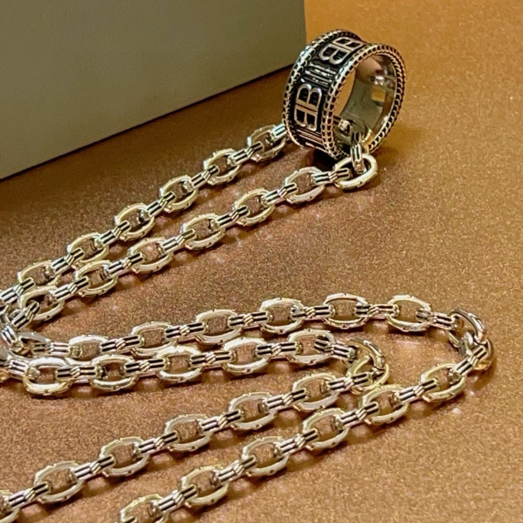 BALENCIAGA ネックレス メンズ ロゴ チェーン 1色入 💎 - 画像 7