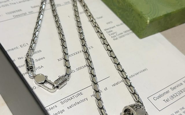 シルバー系その他を服に合わせるなら見るべき3点