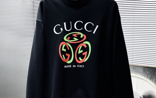 Gucciのシャツは価格・収納・合わせ方でどう見るか