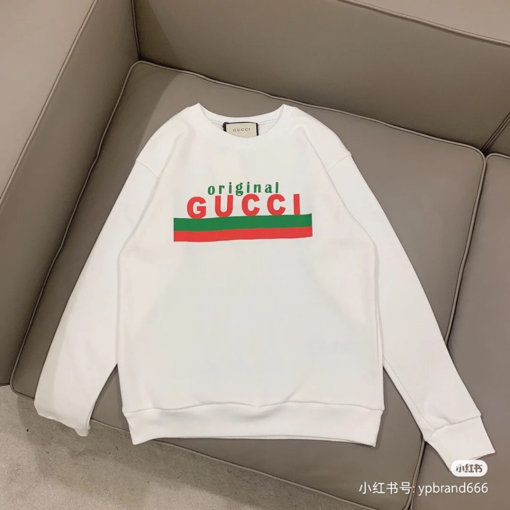 GUCCI オリジナル スウェットシャツ 2色入|休日に使いやすいファッションアイテムを写真で確認