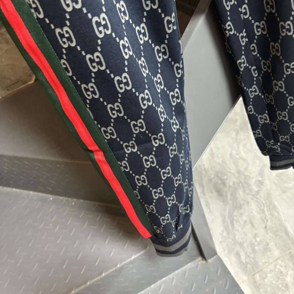 GUCCI メンズ ロゴ トラックパンツ ブルー 1色入 - 画像 6