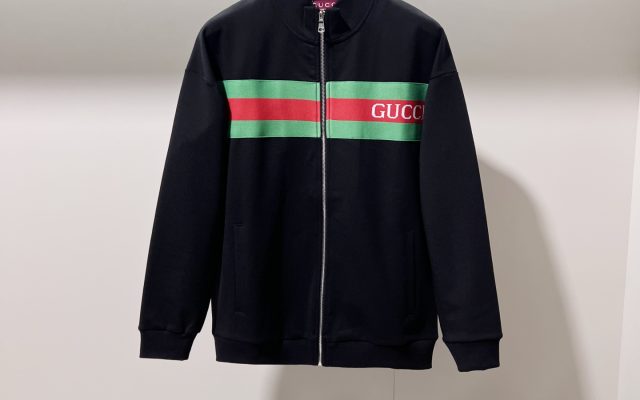 Gucciのジャケットを予算内で探す前に見るブラックのポイント