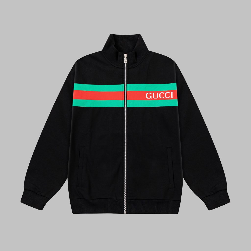 GUCCI メンズ トラックジャケット ブラック 1色入 ファッション｜旅行の日に写真で選び方を確認