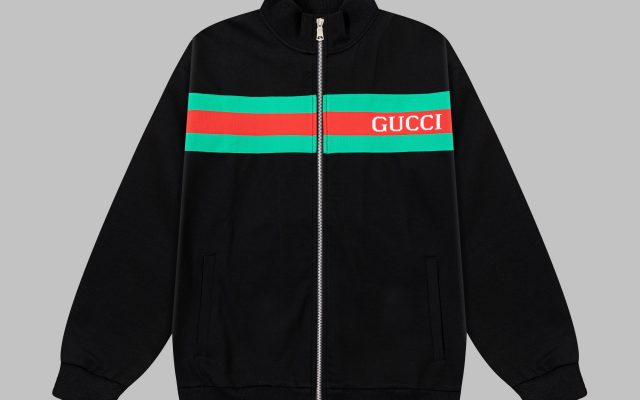 Gucciのジャケットは価格・収納・合わせ方でどう見るか