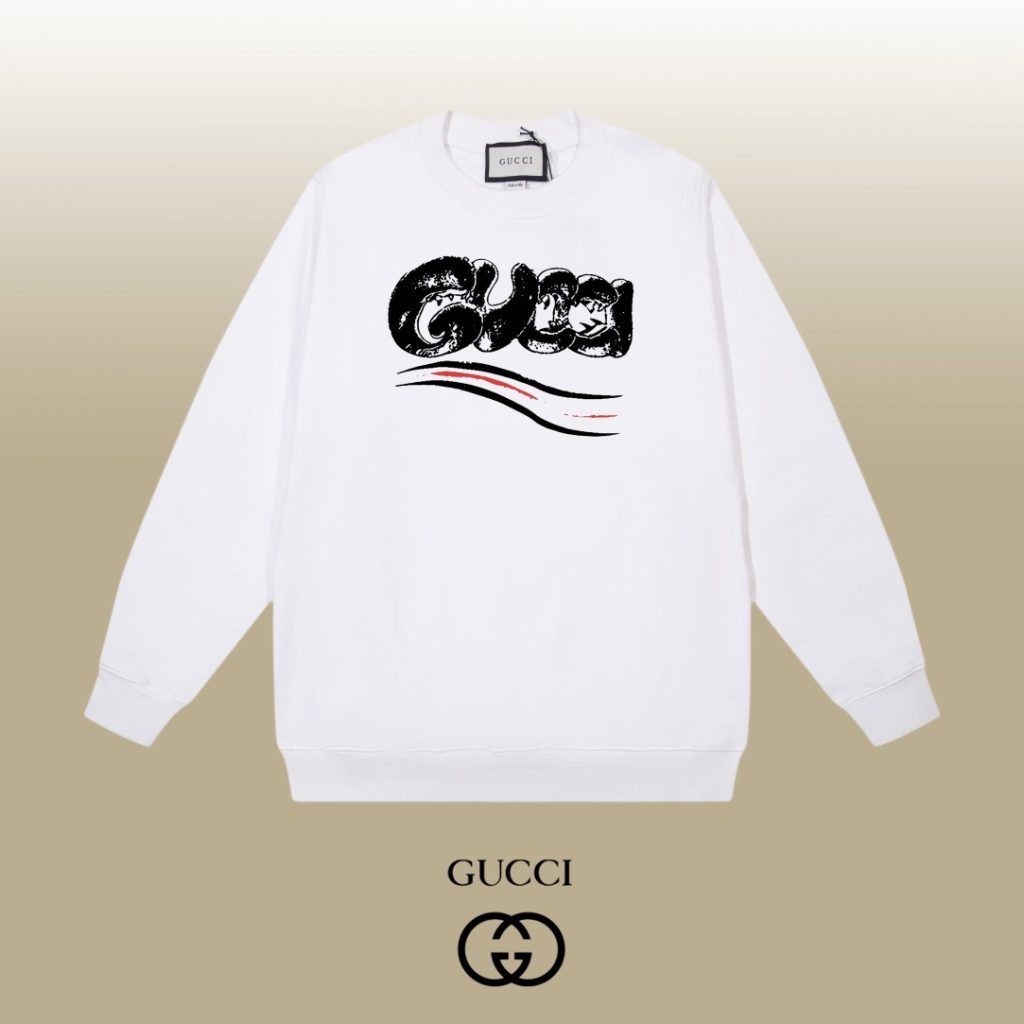 通勤で見るGUCCIのシャツのサイズ