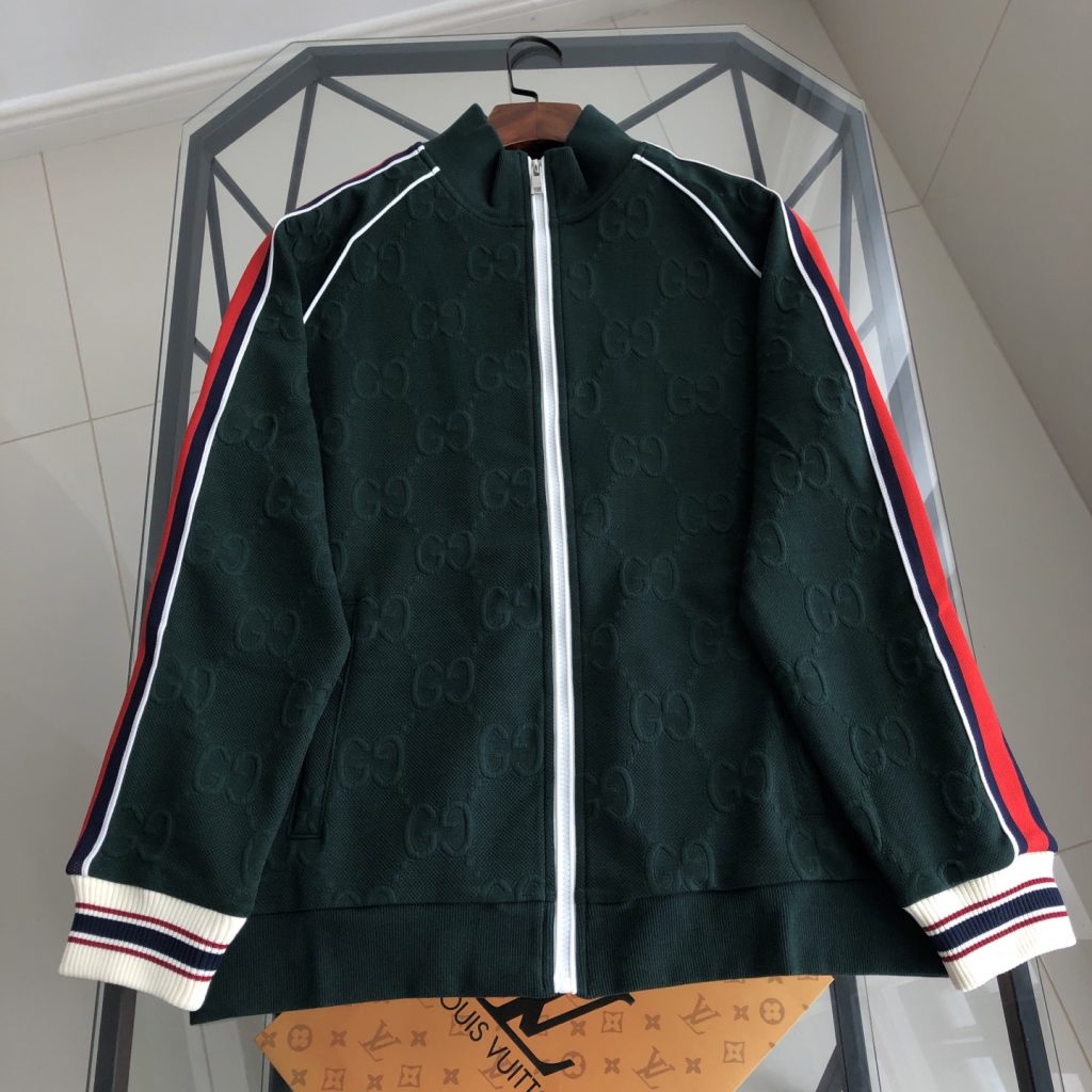GUCCI グラフィックレースジャケット ネイビー 1色入｜仕事帰りに使いやすいファッションアイテムを写真で確認