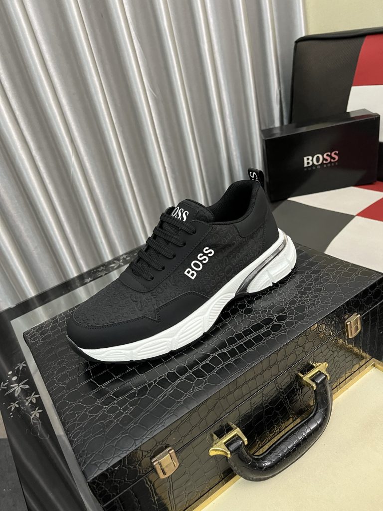 HUGO BOSS 男士运动鞋 ブラック 透かし柄 ファッション ローカット シューズ｜休日に使いやすさを写真で整理