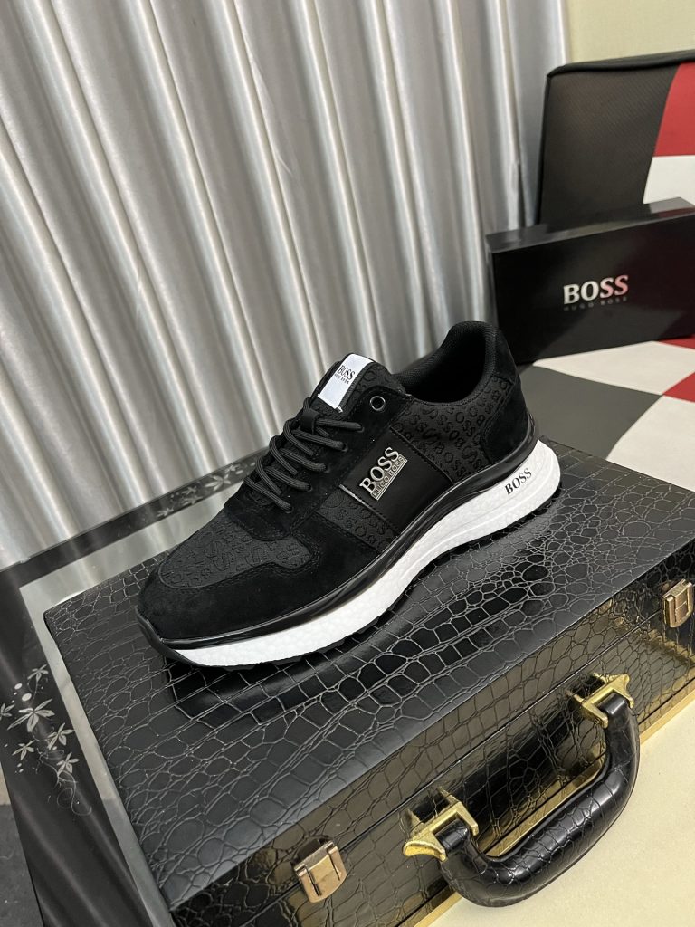 HUGO BOSS メンズスニーカー 黒 ブラック 2色展開 本革 シューズ｜週末に失敗しにくい選び方