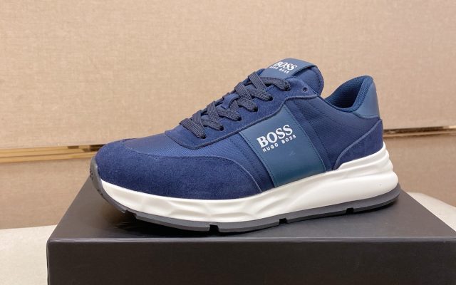 ブルー系スニーカーを服に合わせるなら見るべき3点