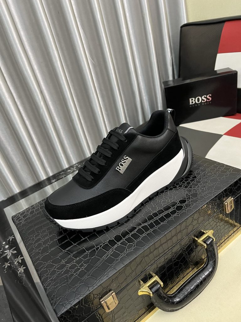 HUGO BOSS メンズ スニーカー 黒 白 2色 ファッション シューズ｜買い物の日に写真で選び方を確認