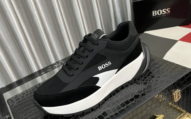 メンズの節約買いに向くスニーカーか写真でチェック