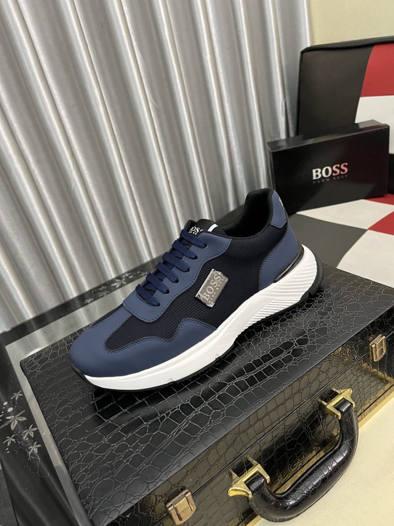 HUGO BOSS メンズスニーカー ブルー 2色展開 シューズ｜買い物の日に写真で選び方を確認