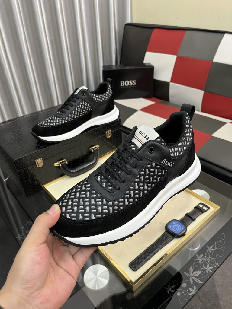 高級感のある HUGO BOSS メンズスニーカー 黒 白 メッシュ デザイン ステッチ ファッションシューズ 🥾 - 画像 5
