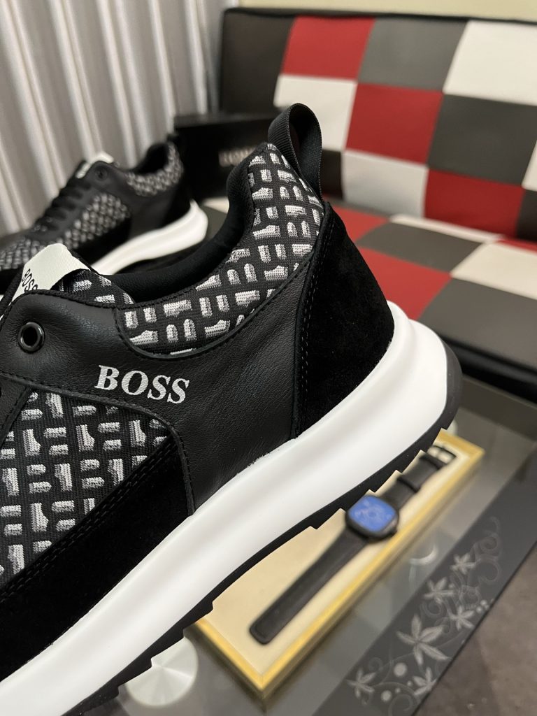 高級感のある HUGO BOSS メンズスニーカー 黒 白 メッシュ デザイン ステッチ ファッションシューズ 🥾 - 画像 7