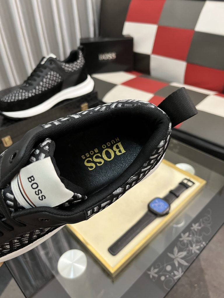 高級感のある HUGO BOSS メンズスニーカー 黒 白 メッシュ デザイン ステッチ ファッションシューズ 🥾 - 画像 8