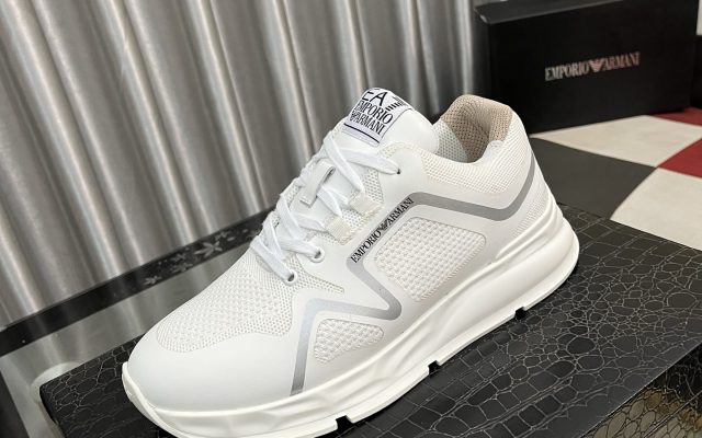 ユニセックスの節約買いに向くスニーカーか写真でチェック