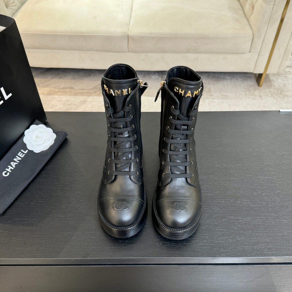CHANEL ブーツ レディース ブラック 本革 ファッション リボン シューズ｜通勤の日に選ぶ前の確認ポイント
