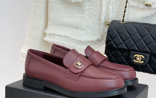 CHANELのその他は価格・収納・合わせ方でどう見るか