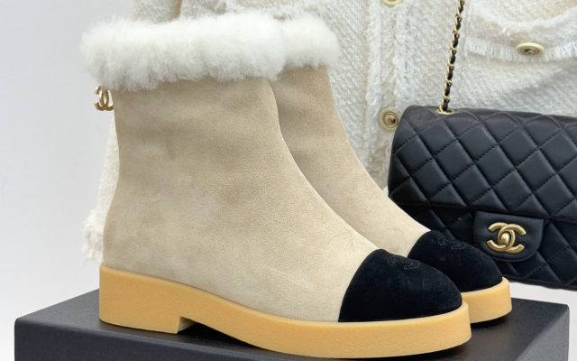 食事会目線で見るCHANELの靴の印象