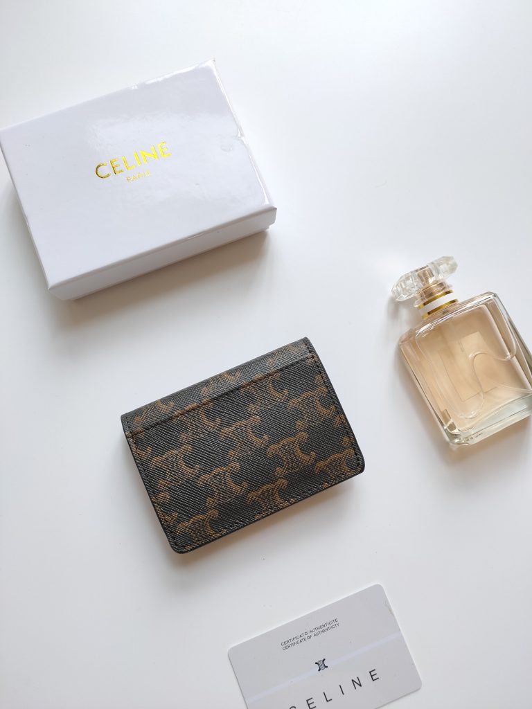 CELINE セリーヌ カードケース ブラウン レザー シグネチャー柄 高級感 プレゼントにも最適 - 画像 3