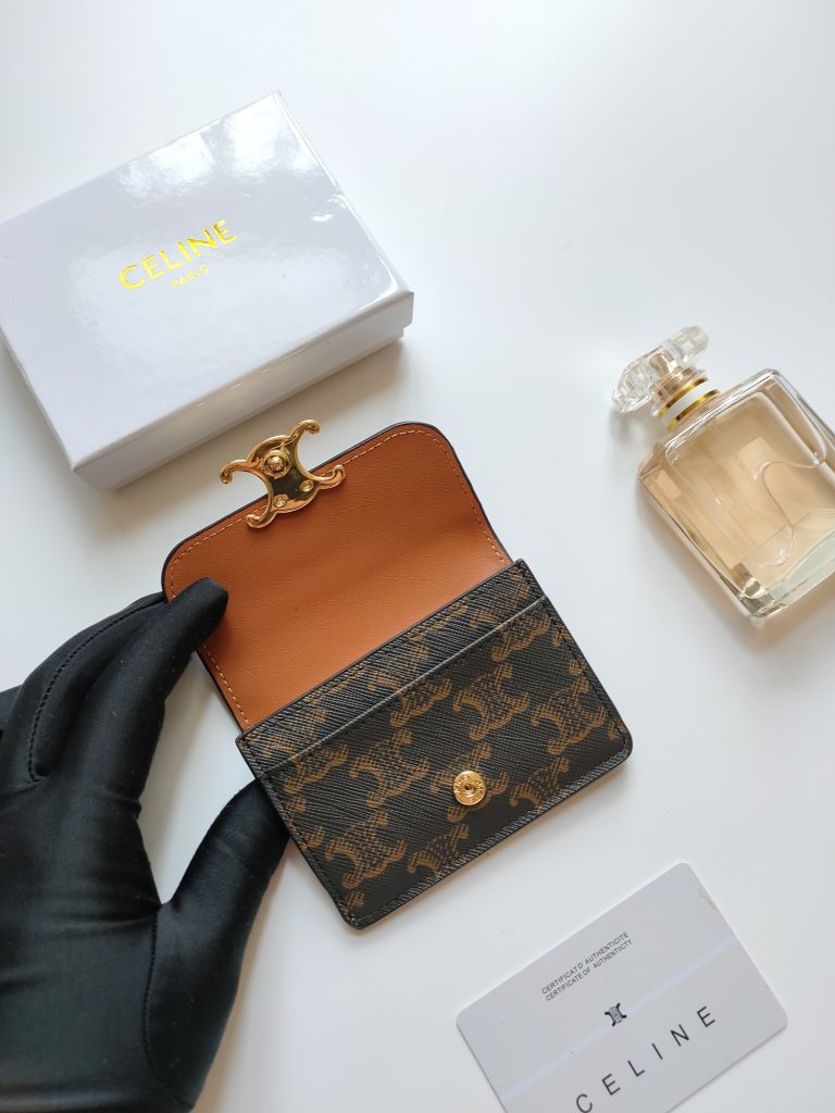 CELINE セリーヌ カードケース ブラウン レザー シグネチャー柄 高級感 プレゼントにも最適 - 画像 5