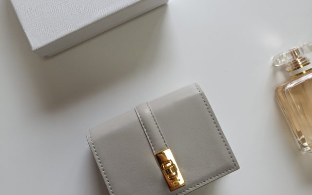 CELINEの財布・小物は価格・収納・合わせ方でどう見るか