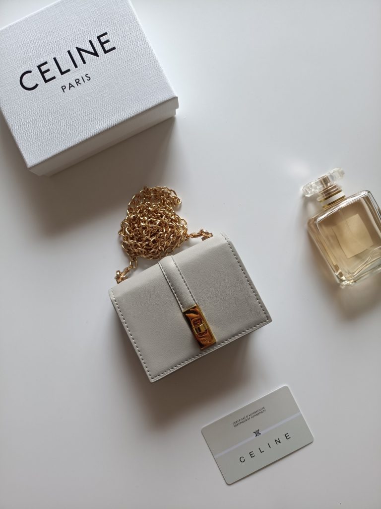 CELINEの財布・小物を毎日に使うなら確認したいこと
