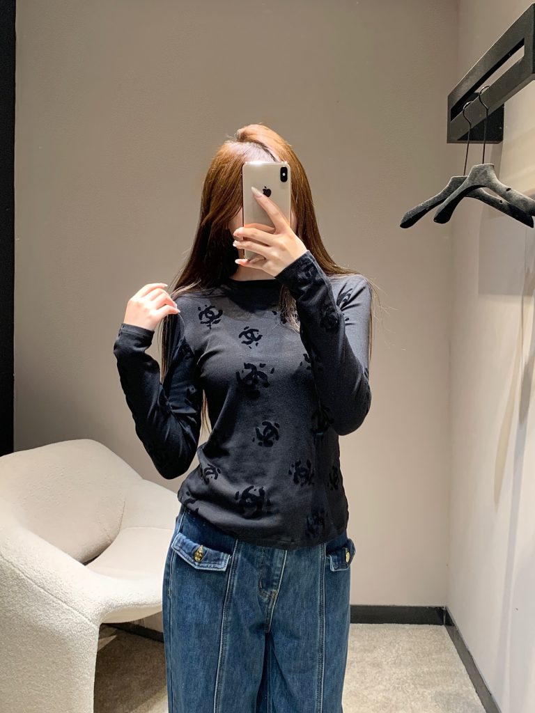 服装選びで迷ったら：服装の価格と使い道