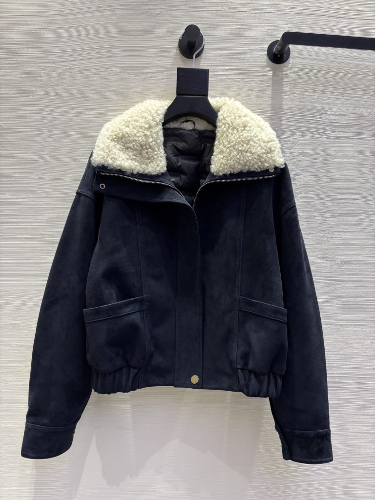 25新品 シープルーフジャケット 90%鴨絨 ブラック｜休日に使いやすいファッションアイテムを写真で確認
