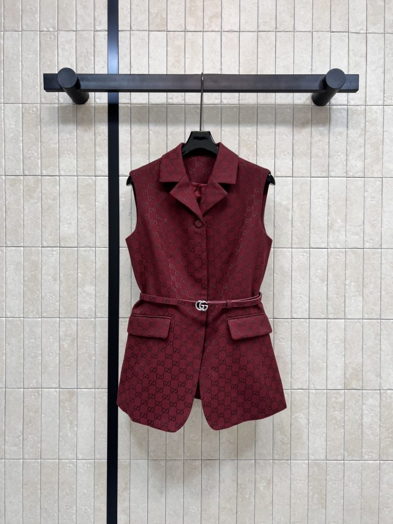 物価高でも選びやすい服装：Gucciを自然に取り入れる
