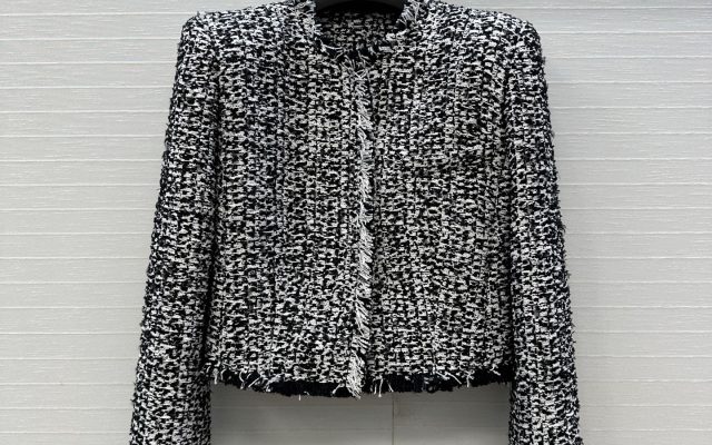 ブランドアイテムのジャケットを予算内で探す前に見るブラックのポイント