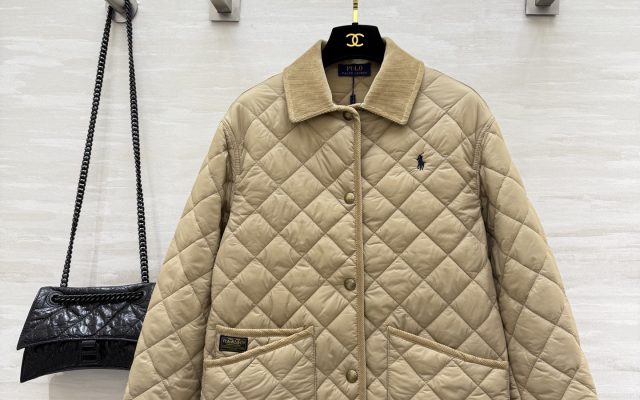 服装選びで迷ったら：ジャケットの価格と使い道
