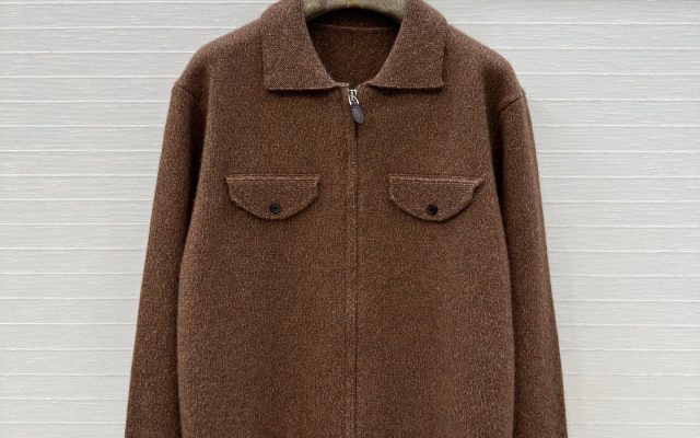 ユニセックス向けその他の選び方：ブラウンとサイズ感