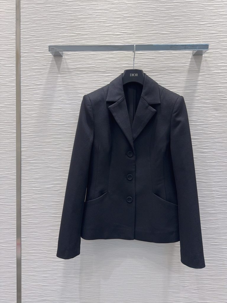 DIOR 380 ブレザー | スーツ ブラック ウール混 2025FW 2点セット|仕事帰りに使いやすいファッションアイテムを写真で確認