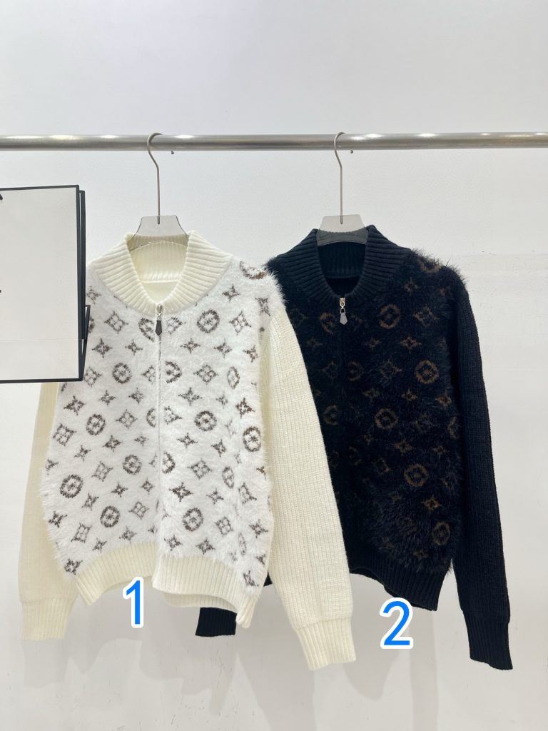 Louis VuittonLOUIS VUITTON ファー ニット セーター 2色入 春夏…|仕事帰りに使いやすいファッションアイテムを…