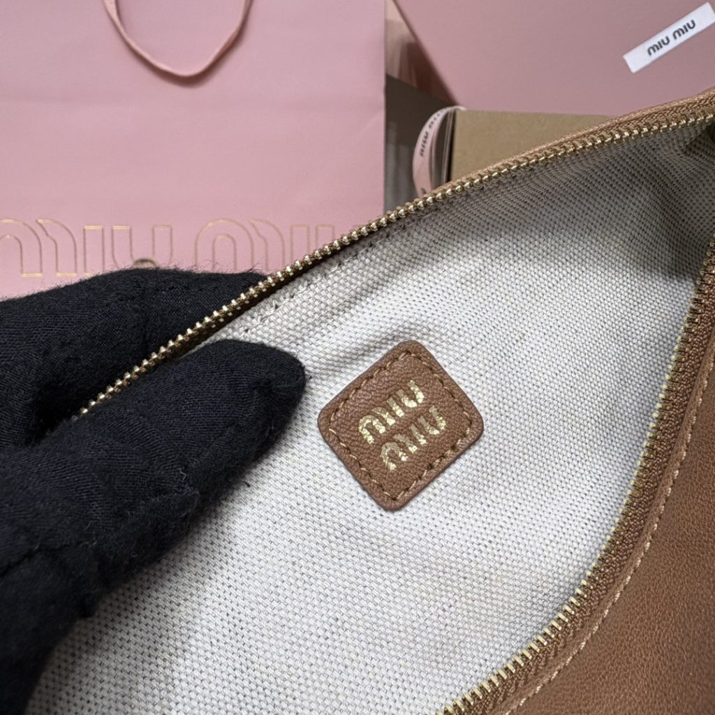 Miu Miu レザー バッグ | ロゴ|ブラウン - 画像 8