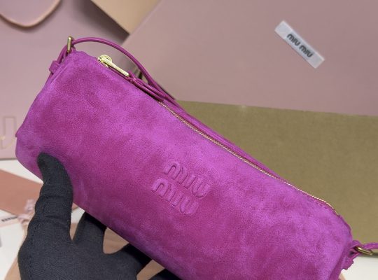 ブランドアイテムの財布・小物を毎日に使うなら確認したいこと